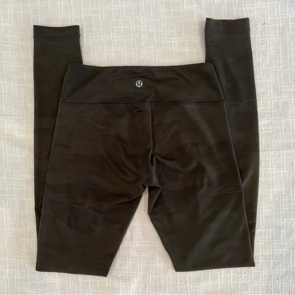 LULULEMON green army print women’s leggings | SIZE 4